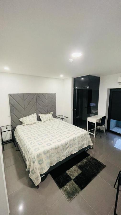 Ergosuites 피게이라다포즈 외부 사진